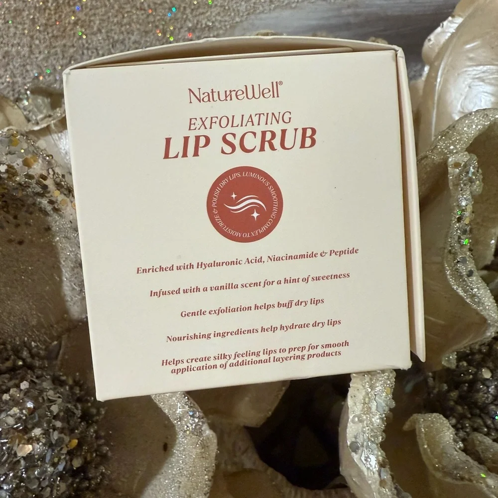 Exfoliating Lip Scrub